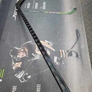 P92 | 50 Flex NEW! CARBON PRO Extra Lite Right Handed Hockey Sticks Pro Stock