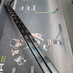 2 PACK | P92 | 65 Flex NEW! CARBON PRO Extra Lite Right Handed Hockey Sticks Pro Stock
