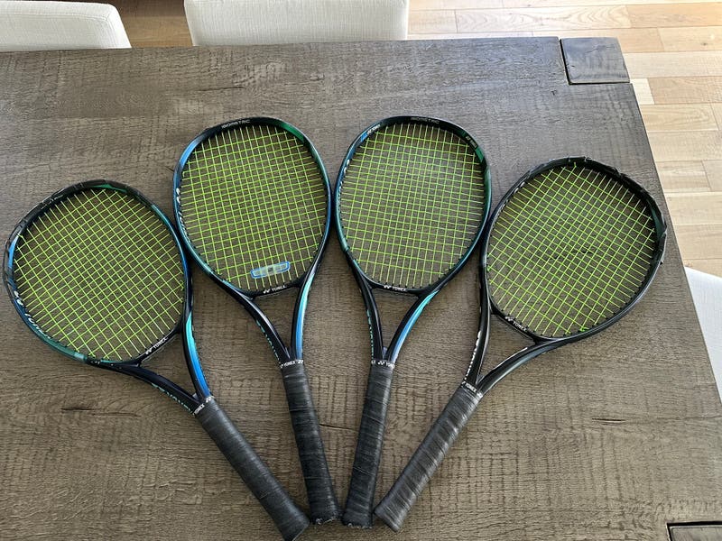 2022 YONEX EZONE 100L (Used) | SidelineSwap | Buy and Sell on