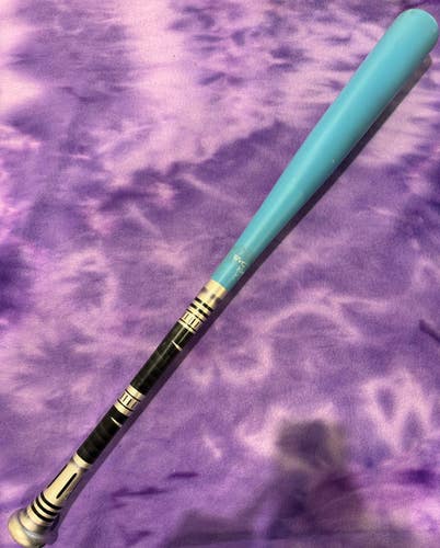 Rare Victus Lightsaber VOLPE1 Maple Bat 31"