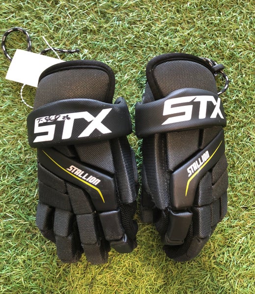Black STX Stallion 200 Lacrosse Gloves Small (Used)