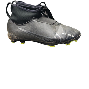 Used Nike Soccer Cleats Black Junior 02.5 11849-S000016868