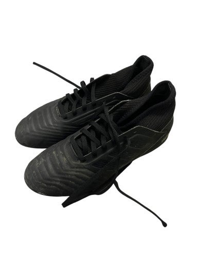 Used Adidas Soccer Turf Shoes Black Junior 04.5 11849-S000024263