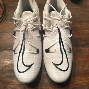 Men's  Size M 16.0 (W 17.0) Nike Mid Top Molded Cleats Alpha Menace Pro 3 (New)