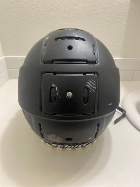 Extra Large Adult Schutt F7 VTD Helmet (Used)