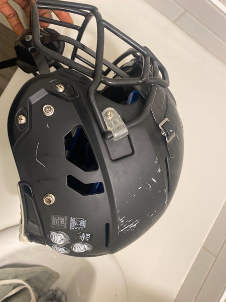 Extra Large Adult Schutt F7 VTD Helmet (Used)
