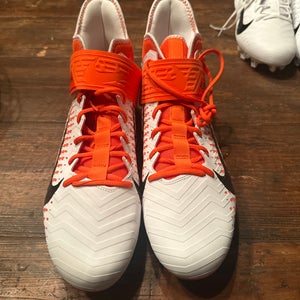 Men's  Size M 15.0 (W.16.0) Nike Mid Top Molded Cleats Alpha Menace Pro 2 (New)