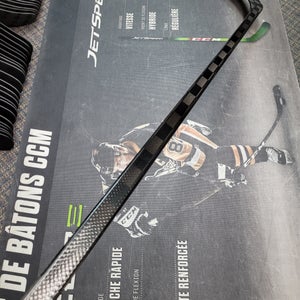 P28 | 65 Flex NEW! Intermediate CARBON PRO Extra Lite Right Handed Hockey Stick Pro Stock
