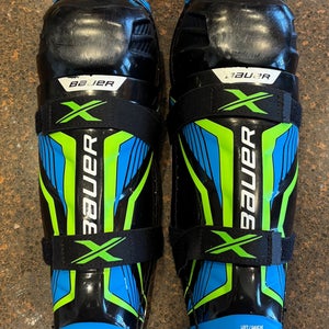 Bauer Youth Size 10 Shin Pads