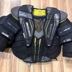 Medium Bauer Supreme 2S Pro Goalie Chest Protector (Used)