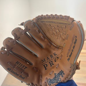 Rawlings Left Hand Throw Mark of a Pro Baseball Glove