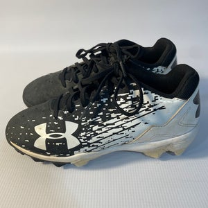 Used Under Armour UA BB CLEAT SIZE 1 Junior 01 Baseball and Softball Cleats 11834-S000010151