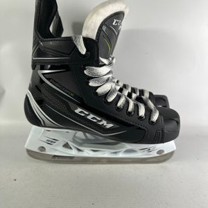 Used CCM CCM 74K Intermediate 3.5 Ice Hockey Skates 11834-S000017115
