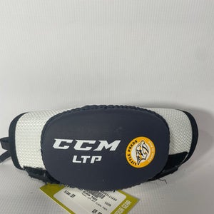 Used CCM CCM WHT ELBOW PADS SM Hockey Elbow Pads 11834-S000012609