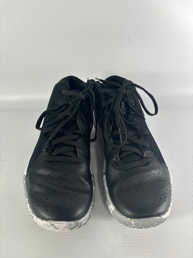 Used Under Armour BLK AND WHT BB Junior 05 Basketball Shoes 11834-S000019379