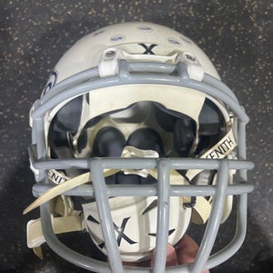 Used Xenith X2e+ Youth 2017 Fb Helmet White Lg 11605-s000190052