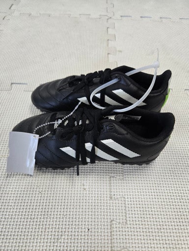 Used Adidas Soccer Indoor Shoes Black Junior 01.5 11617-S000314654
