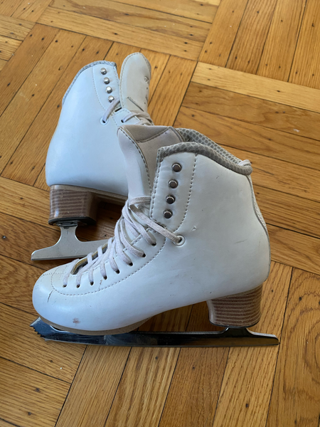 Jackson Ultima Freestyle Figure Skates Adult 5C