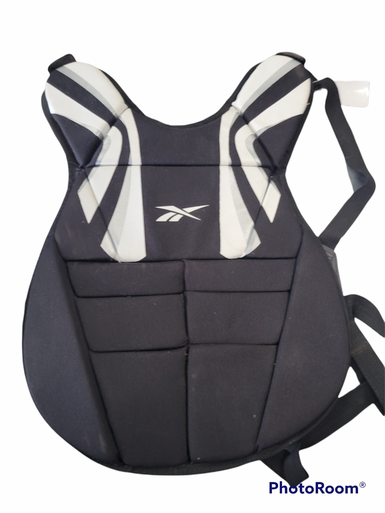 Used Reebok CHEST PROTECTOR Youth Baseball & Softball / Catchers Equipment 11617-S000252905
