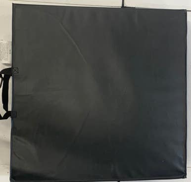 Used Tri-fold Matl Exercise & Fitness Accessories 11406-s000085357