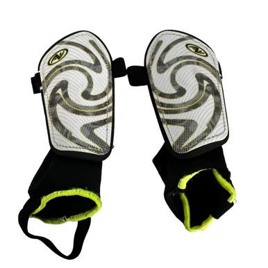 Used Sm Soccer Shin Guards 11406-s000100931