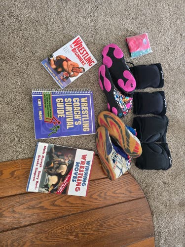 Wrestling and ref gear (Used)