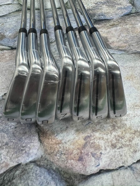 NEW TAYLORMADE P790 STIFF S300 SHAFT CHROME