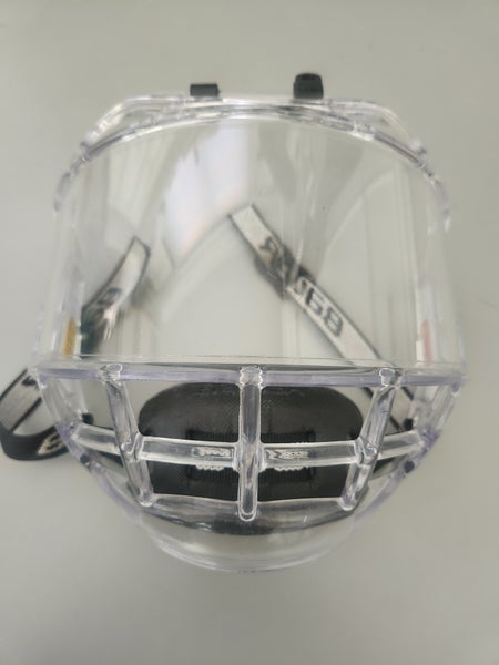 Small (Junior) Bauer Concept 3 Full Shield (Used) & 3 pair bauer small socks (bundle)