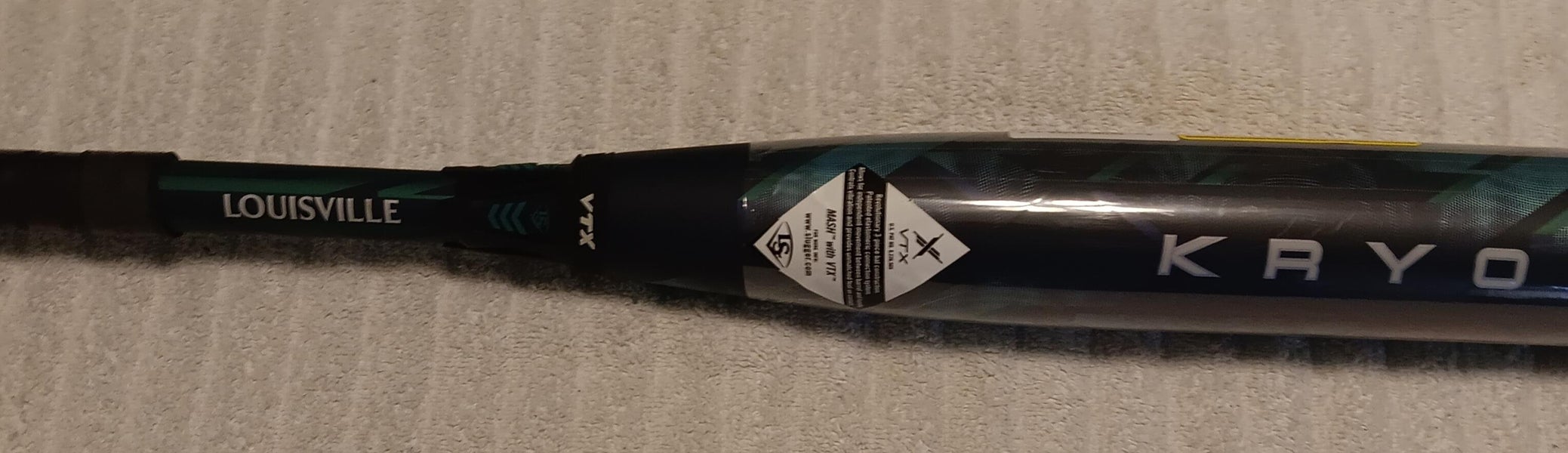 2025 Louisville Slugger Kryo Bat (-11) Composite 18 oz 29" (New)