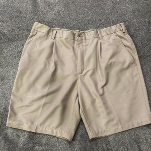 Nike golf tan shorts