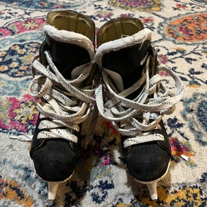 CCM Tacks Hockey Skates Size 1.5