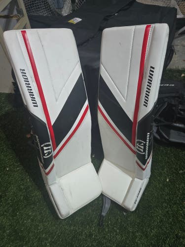 30" Warrior Ritual g6 Goalie Leg Pads (Used)