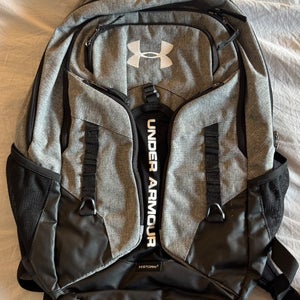 Gray Adult Unisex Large/Extra Large Under Armour Backpack (Used)