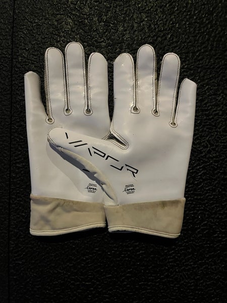 White Large Youth Nike Vapor Jet 8.0 Gloves (Used)