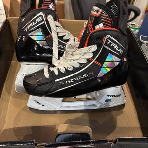 True HZRDUS 7X Hockey Skates Regular Width   7.5 (Used)