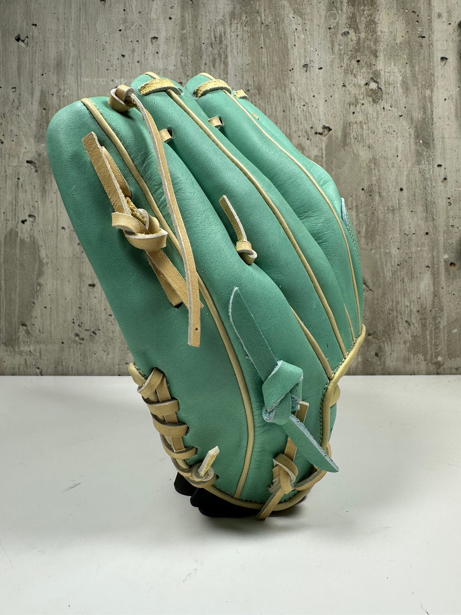 Imported NWT Japanese Brand ZETT Infielder Glove | SidelineSwap