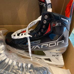 New Bauer Vapor X3.7 Hockey Skates 12EE
