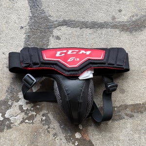 CCM 1.9 Junior Goalie Cup (Used)