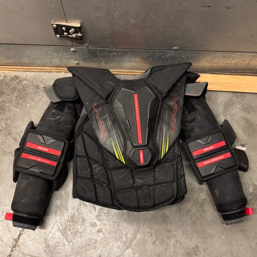 Used Bauer Hyperlite 2 Goalie Chest Protector - X-Large