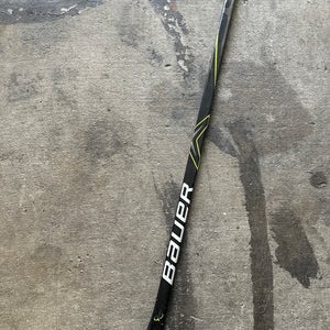 USED Junior Bauer Vapor 2X Right Handed Hockey Stick P88