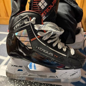True Hockey Skates