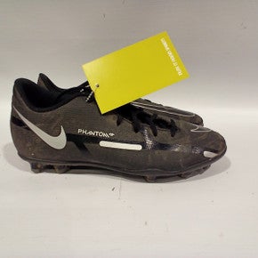 Used Nike Junior 04.5 Cleat Soccer Outdoor Cleats 11847-S000016799