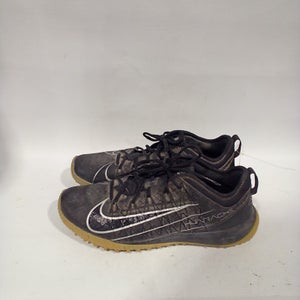 Used Nike Senior 10.5 Cleat Soccer Turf Shoes 11847-S000020352