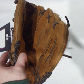 Used Rawlings RBG11PR 11" Fielders Gloves 11847-S000015959