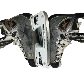 Used CCM VECTOR 6.5 Intermediate 4.0 Ice Hockey Skates 11613-S000141419