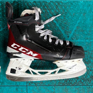 CCM Jetspeed 485 Intermediate - Size 5.5