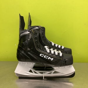 Used Ccm As 550 Intermediate 6.0 Ice Hockey Skates