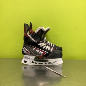Used Ccm Jetspeed Ft 490 Intermediate 4.5 Ice Hockey Skates