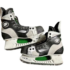 Used Bauer Vapor 10 Hockey Skates Size 8.5 Regular Width