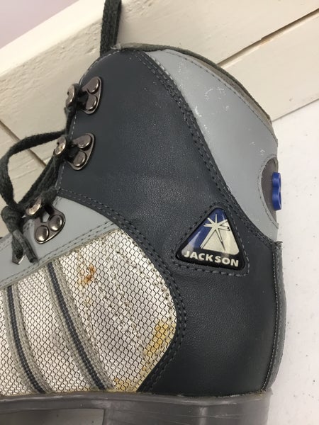 Jackson Size 8 Figure Skates